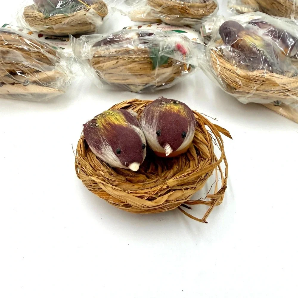Set‎ of 7 Handmade Holidays Decorative Bird Nests with Burgundy Birds 12355860